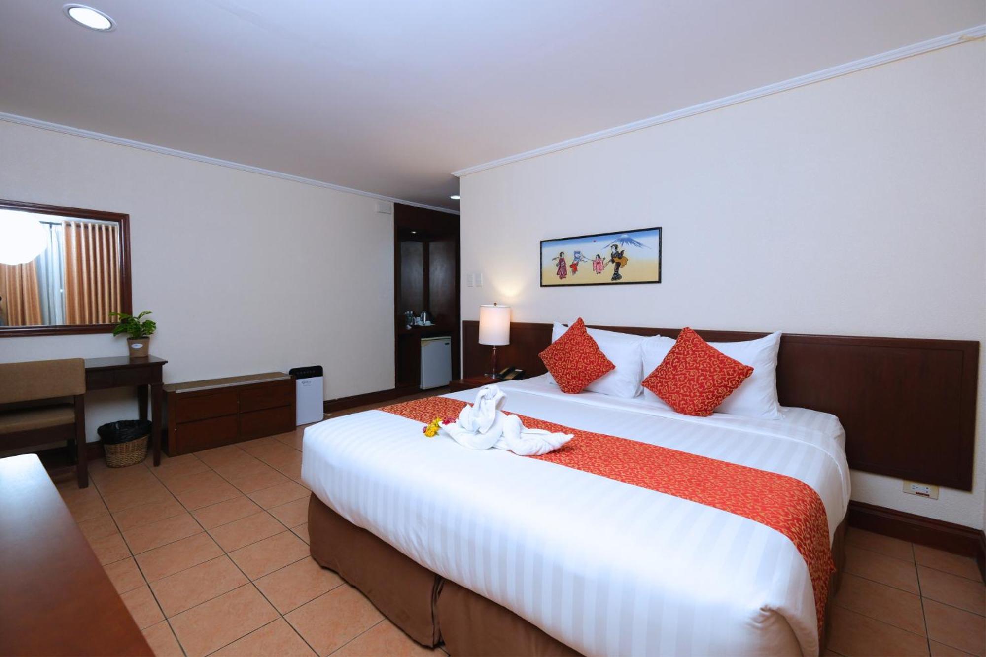 The Suites At Mount Malarayat Lipa City Esterno foto