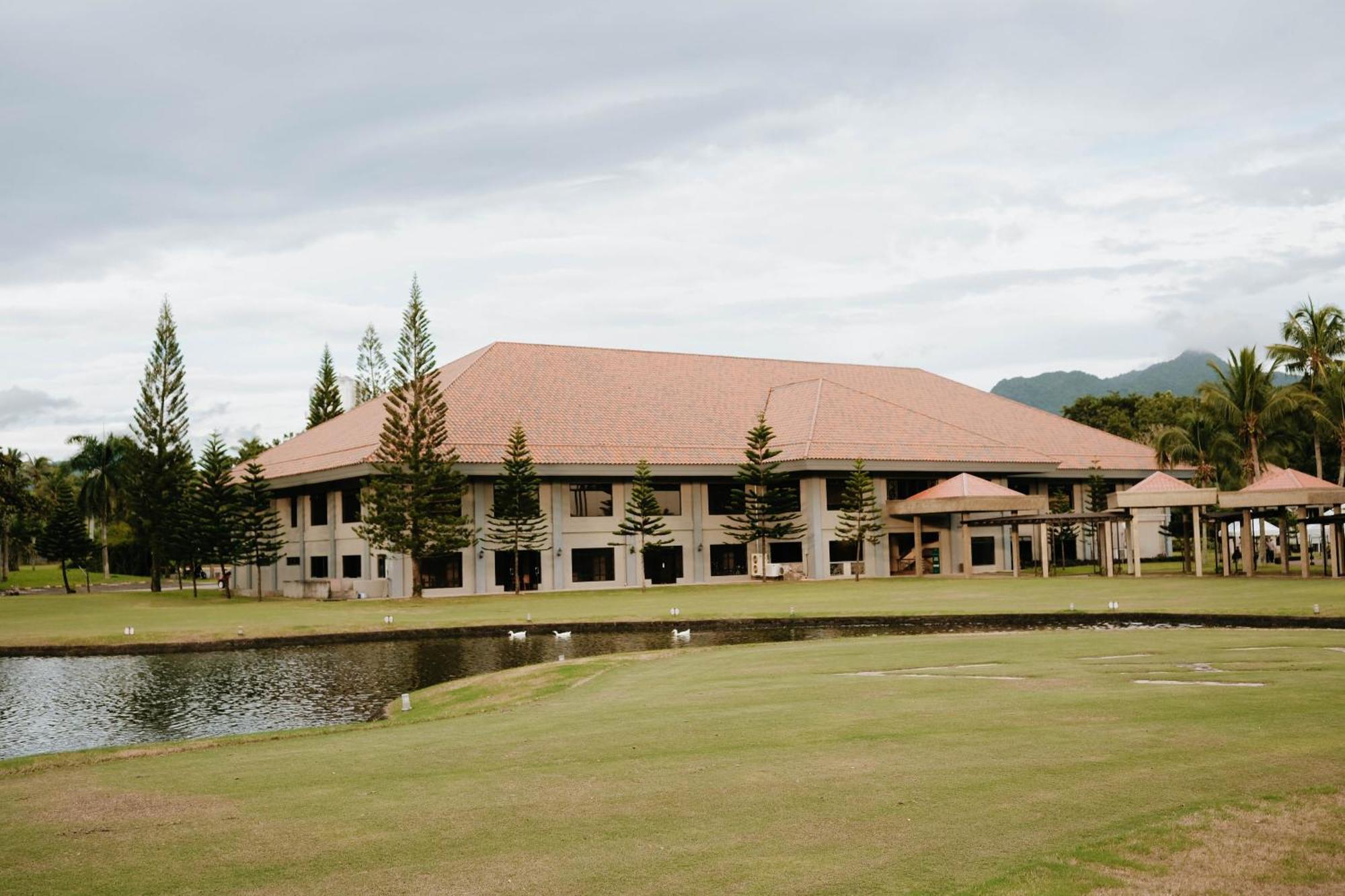 The Suites At Mount Malarayat Lipa City Esterno foto