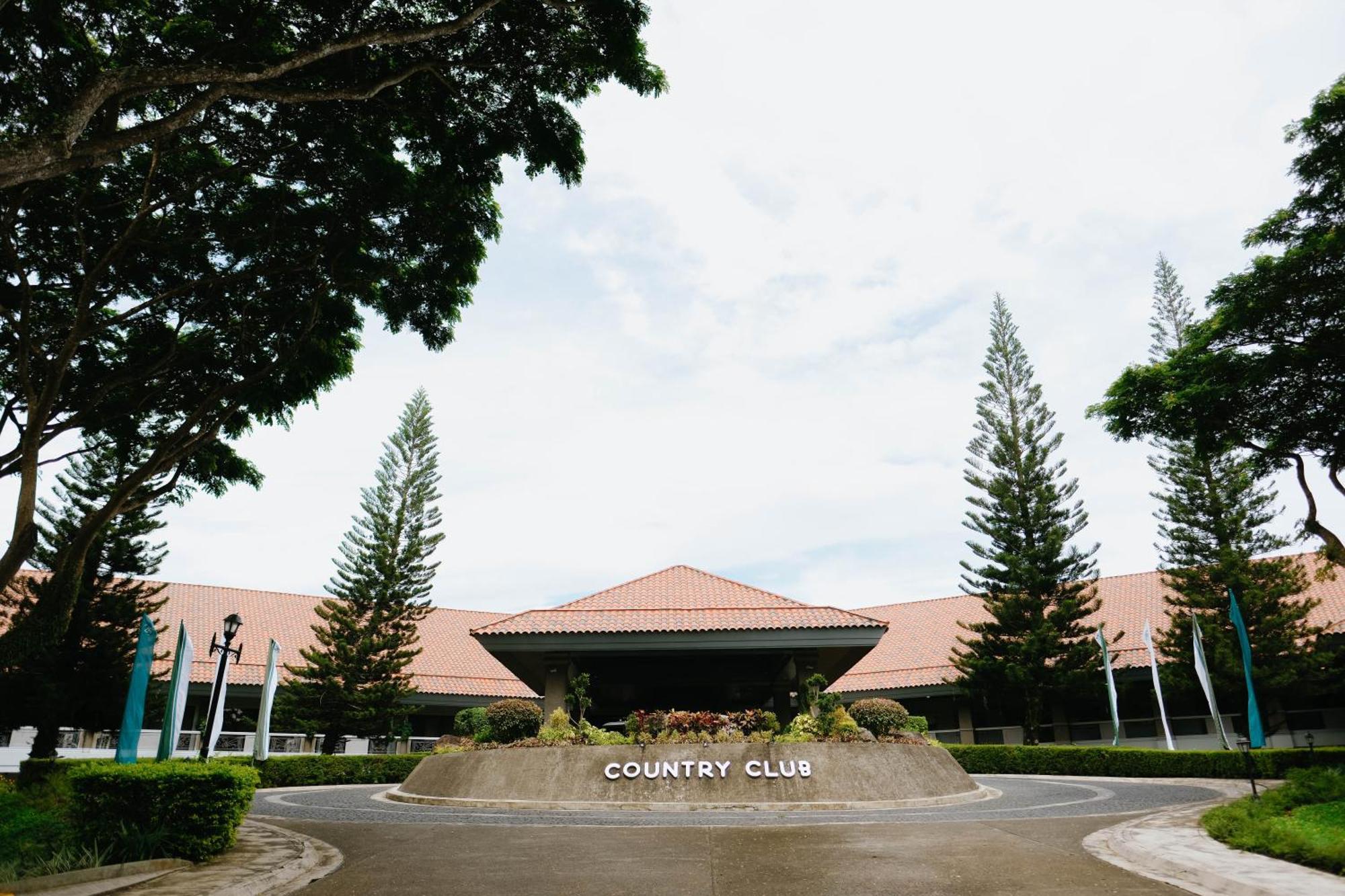 The Suites At Mount Malarayat Lipa City Esterno foto