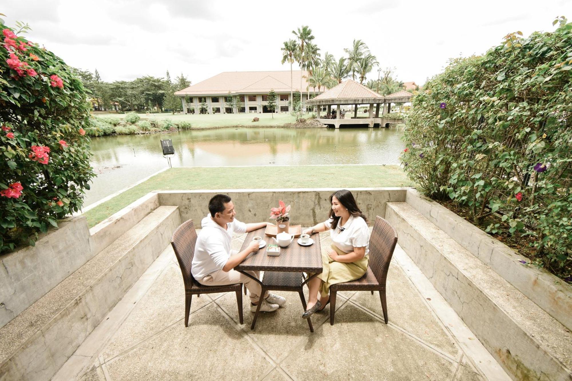 The Suites At Mount Malarayat Lipa City Esterno foto
