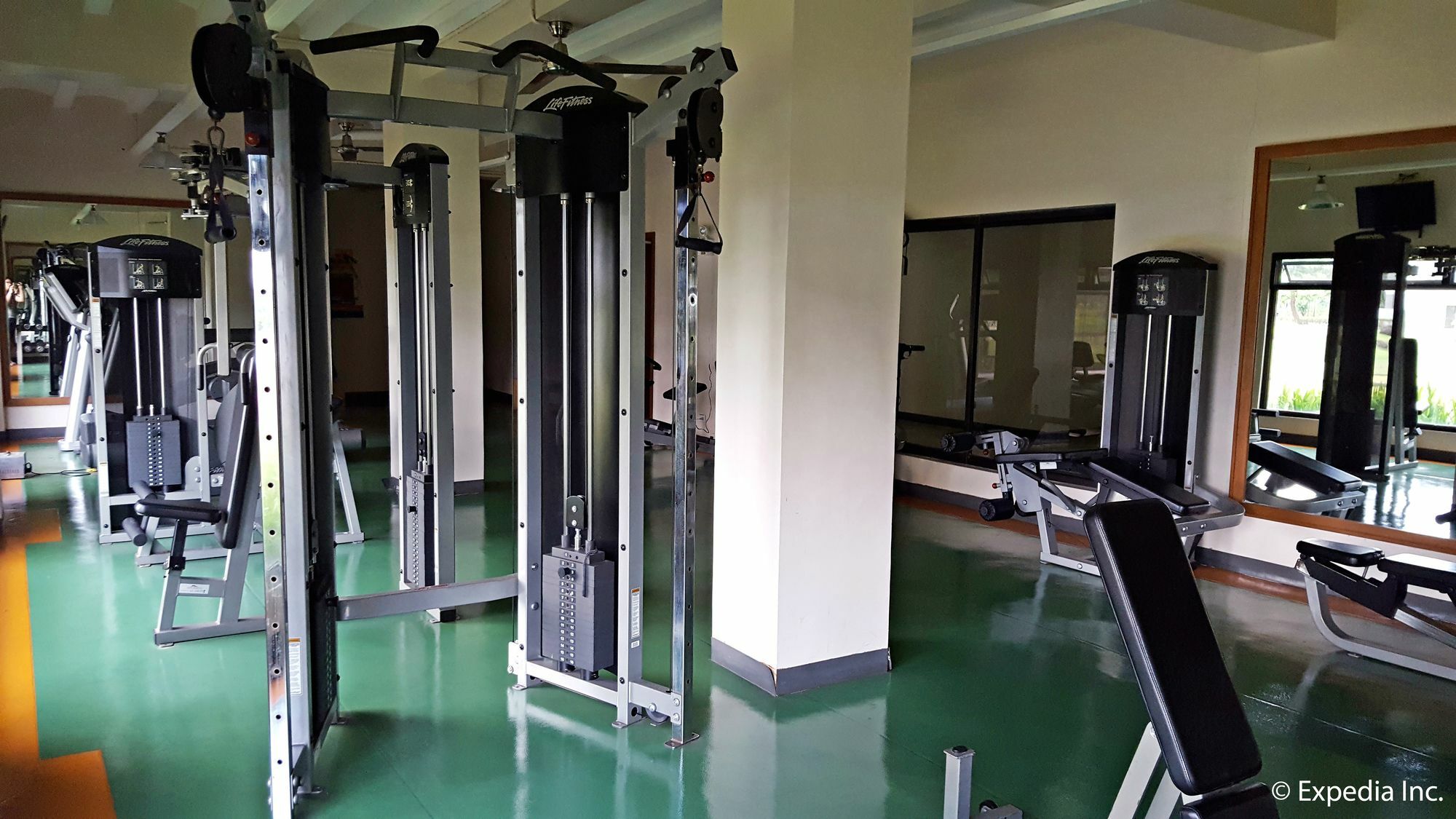 The Suites At Mount Malarayat Lipa City Esterno foto