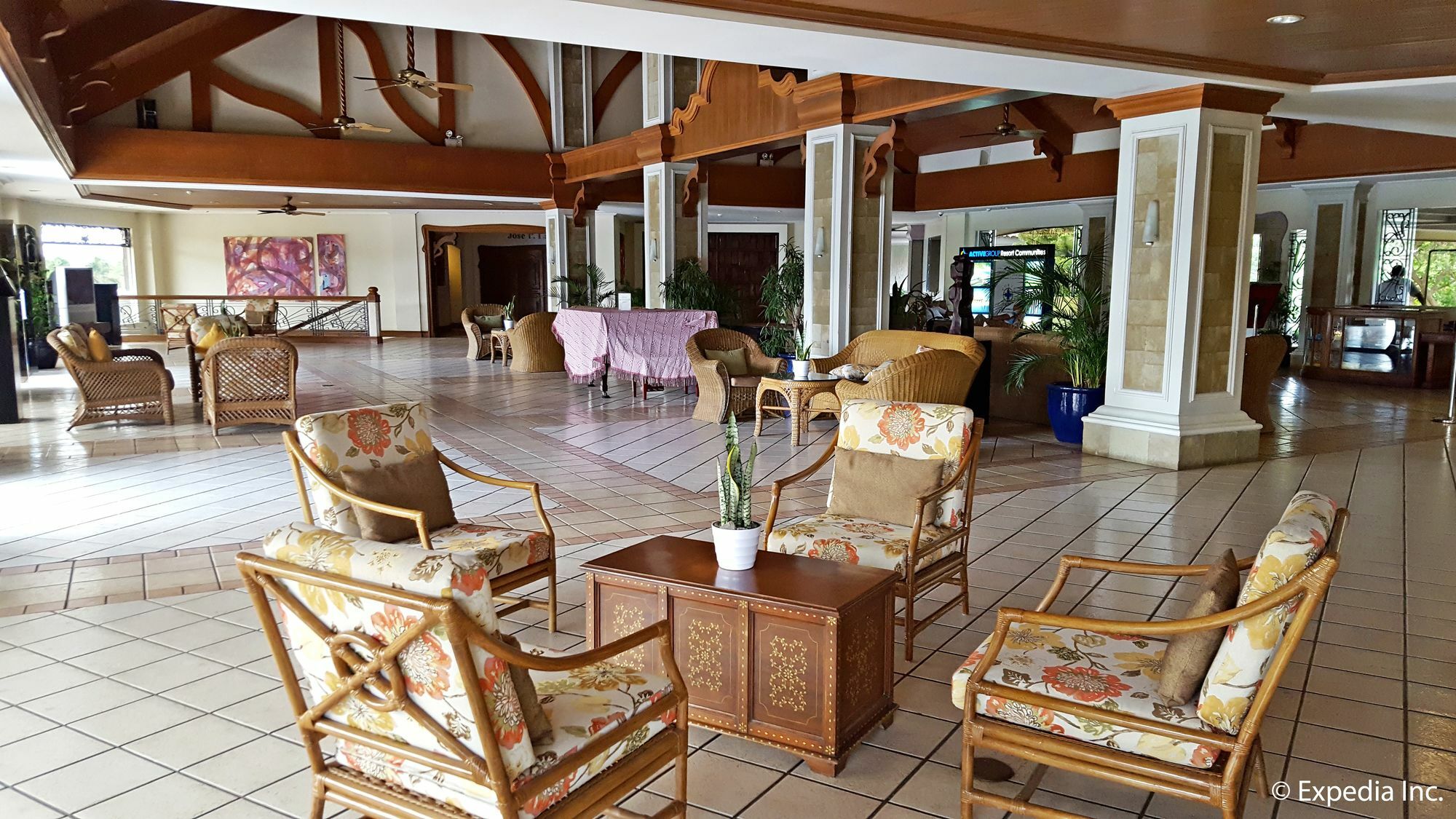 The Suites At Mount Malarayat Lipa City Esterno foto