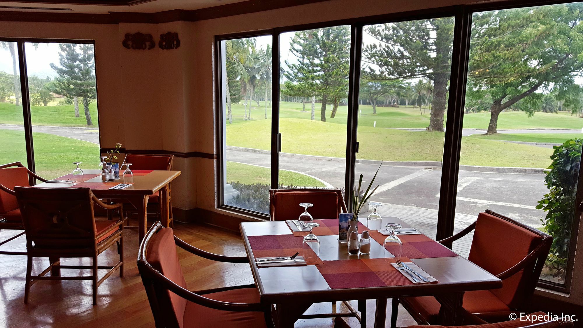 The Suites At Mount Malarayat Lipa City Esterno foto